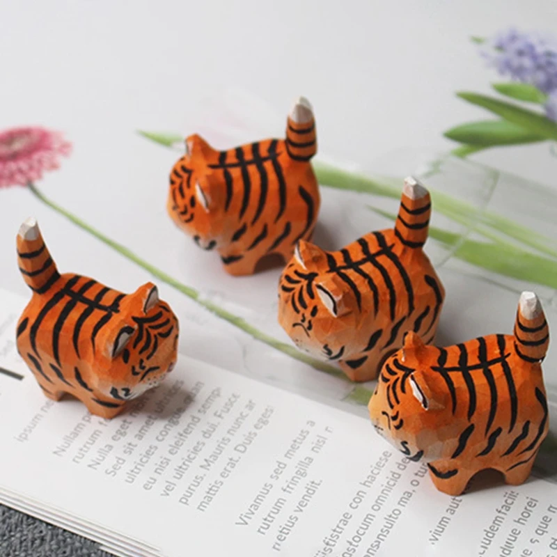 Handmade Wood Cat Ornament Mini Animal Tiger Kitten Statues  Car Figurines Desktop Decorations Craft Gift for Kid