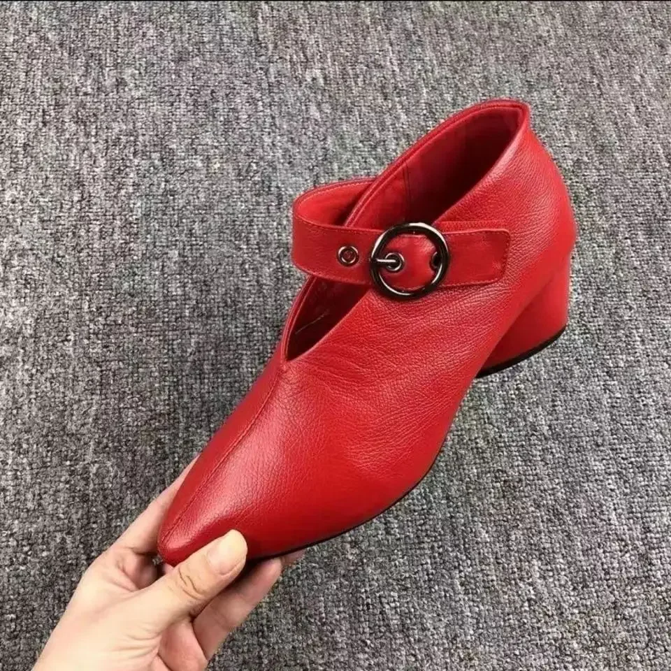 New Solid Color All-match High-heeled Shoes Women\'s Buckle Soft-faced Pointed Toe Thick-heeled Leather Shoes Women 2023