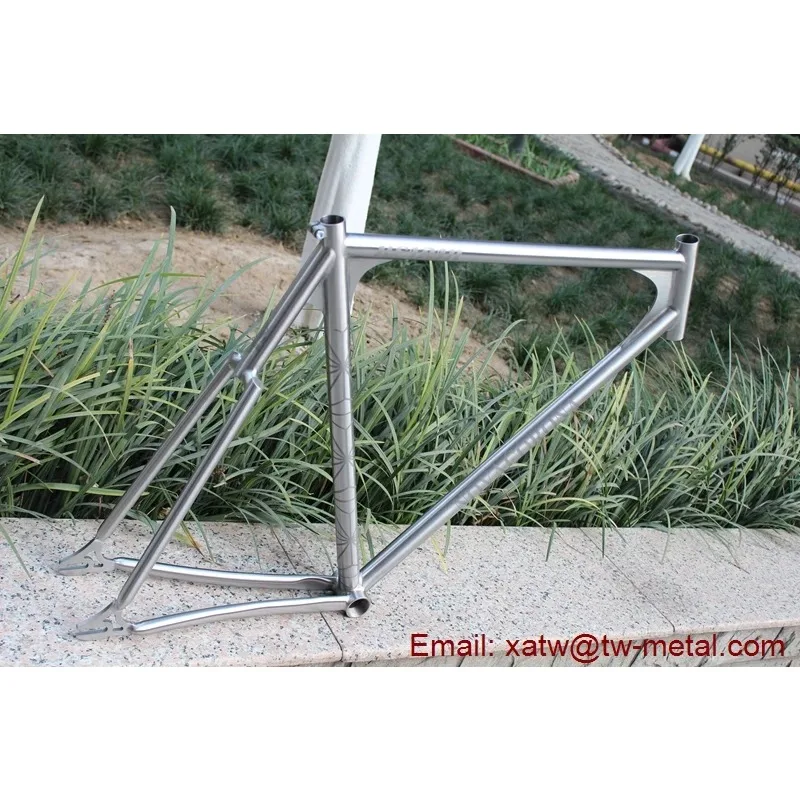 Titanium Track Bike Road Bike Frame 700C Single Speed Light Weight Girder With V-Brake Gloss Finish