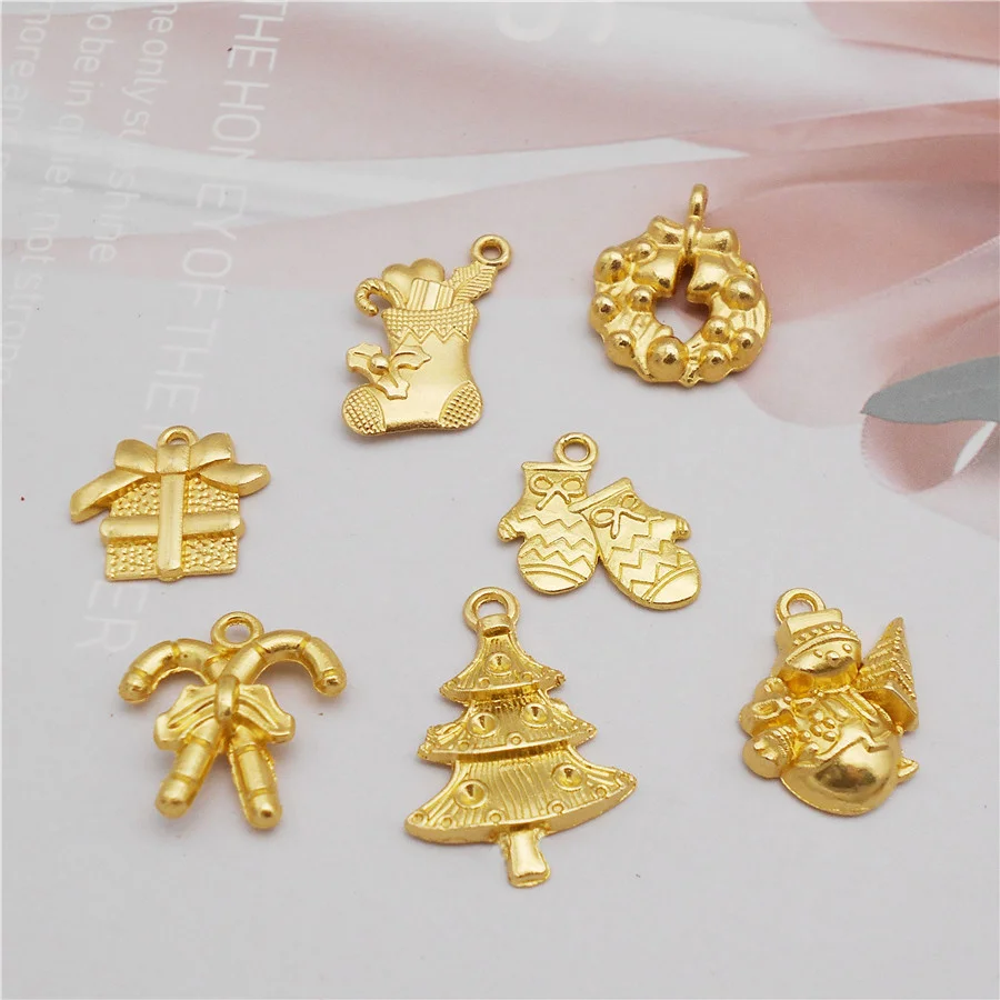 100g/Pack Christmas Alloy Charms Gold Color Mixed Tree Snowman Wreath Boots Glove Pendant Findings Xmas Decor Jewelry Accessory