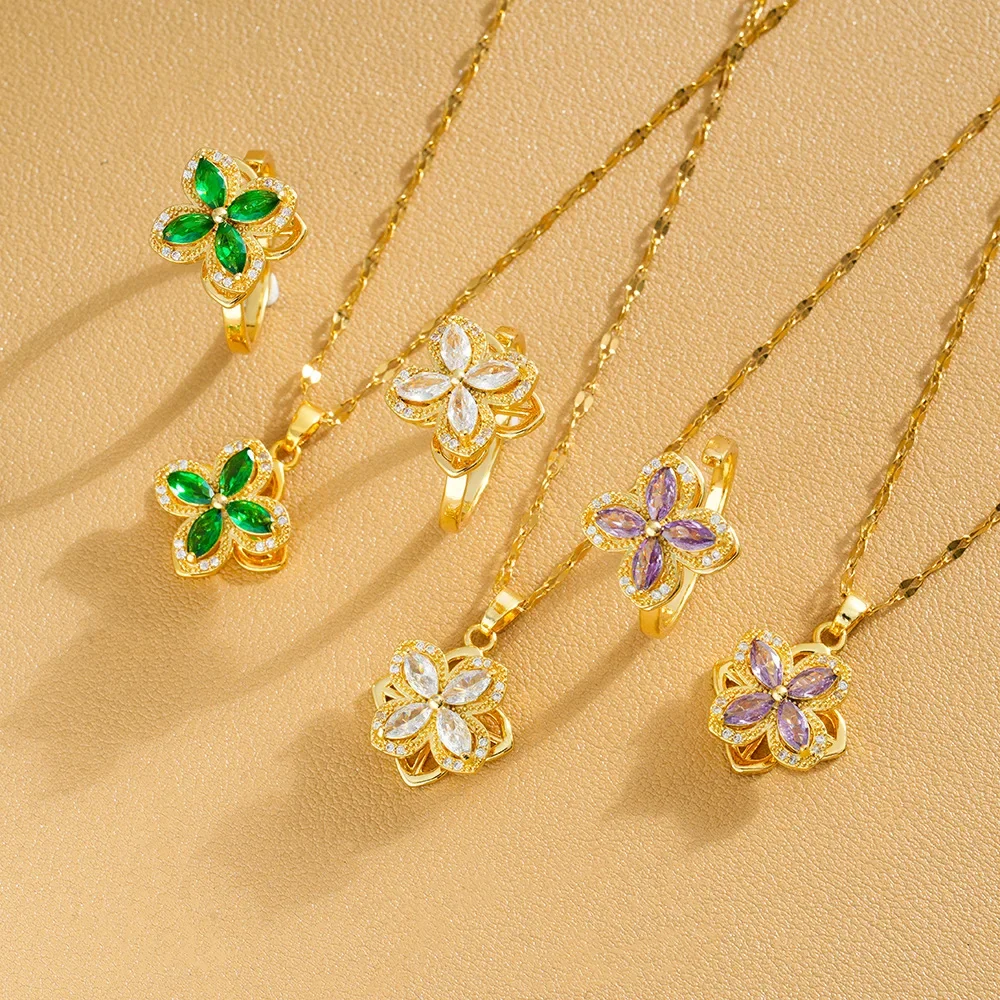2025 new A set of women's necklace rings featuring a rotating four-leaf flower set with zircon titanium steel