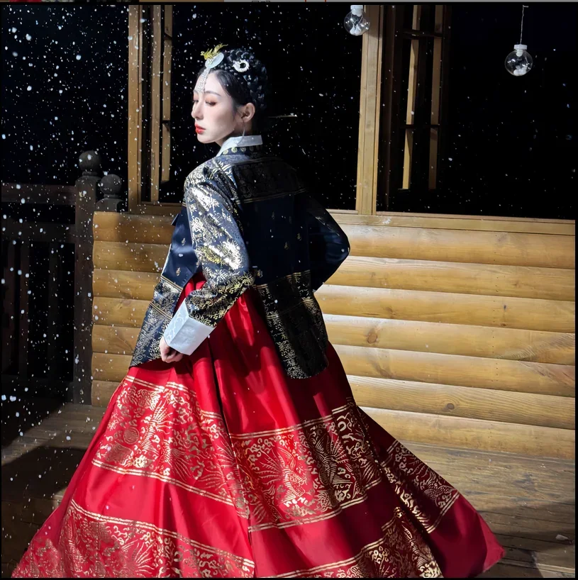 Fotografía de viaje de estilo étnico Hanbok del Palacio Yanji coreano de alta gama