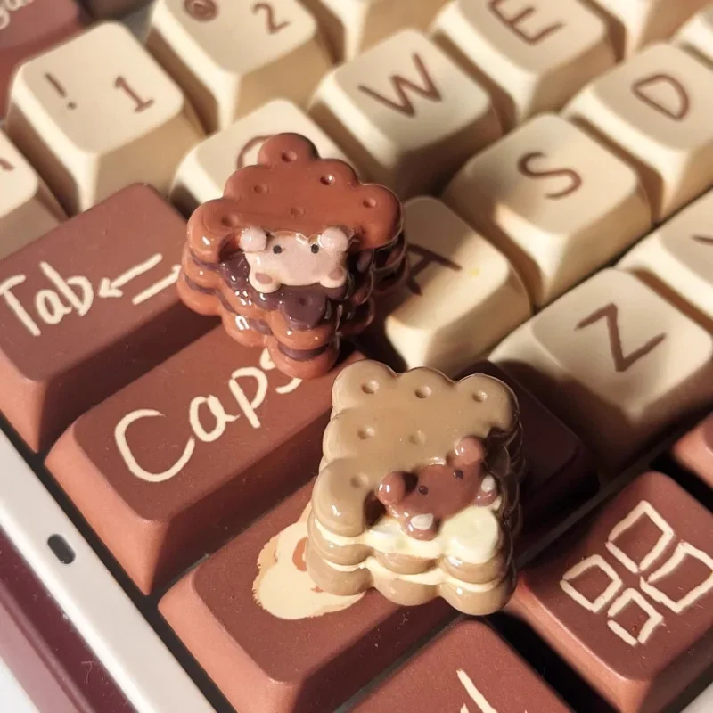 

Original Chocolate Sandwich Cookie Keycap Resin Hand Polished Coloring Cute Bear MX Cross Switch Keycaps for Mechanical Keyboard