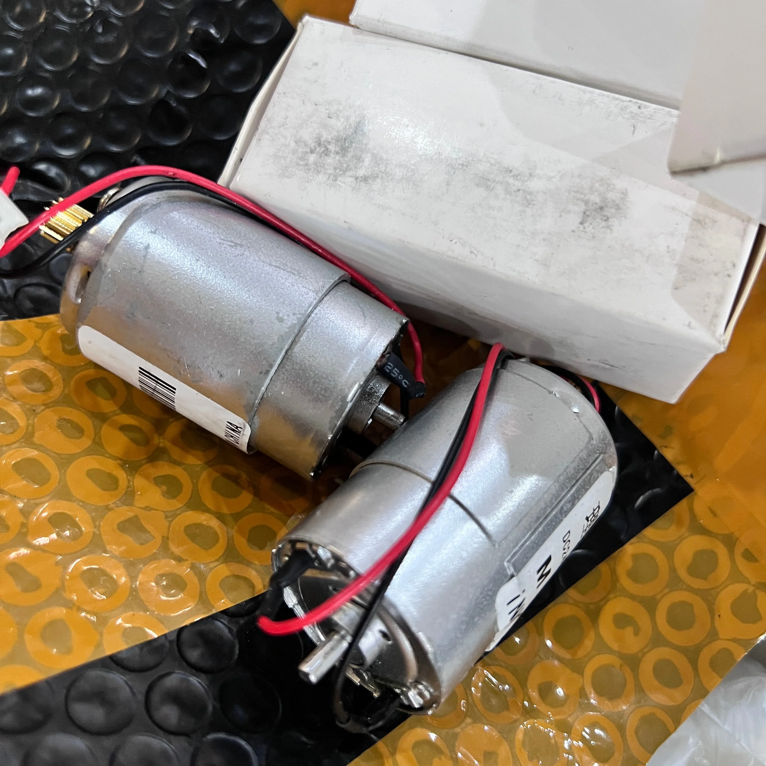 

1pc DX2330 Motor Ink Pump Assy for use in Ricoh DX 3440 3442 3443 3240 2330 2340 2430 2432 For Gestetner 6300 6301 6303 6143