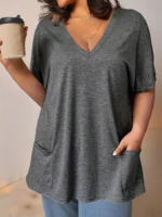 Plus Size Women's V-Neck Short Sleeve Casual T-Shirt with Front Pockets Comfortable and Stylish Top