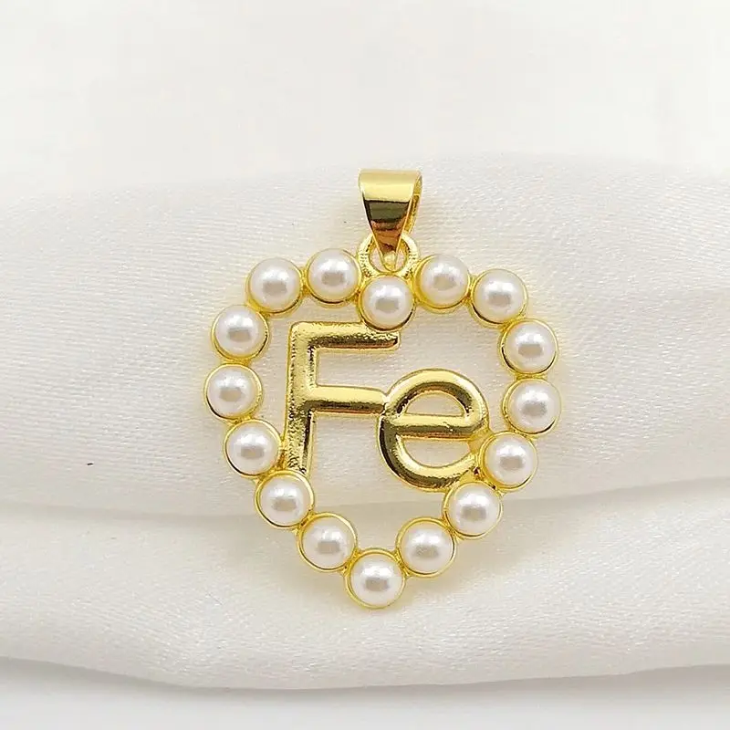 Perle plaquée or lettre Fe coeur breloques pour collier, bijoux de bricolage, alphabet exécutif, pendentif narpour bracelets, boucles d'oreilles, bijoux