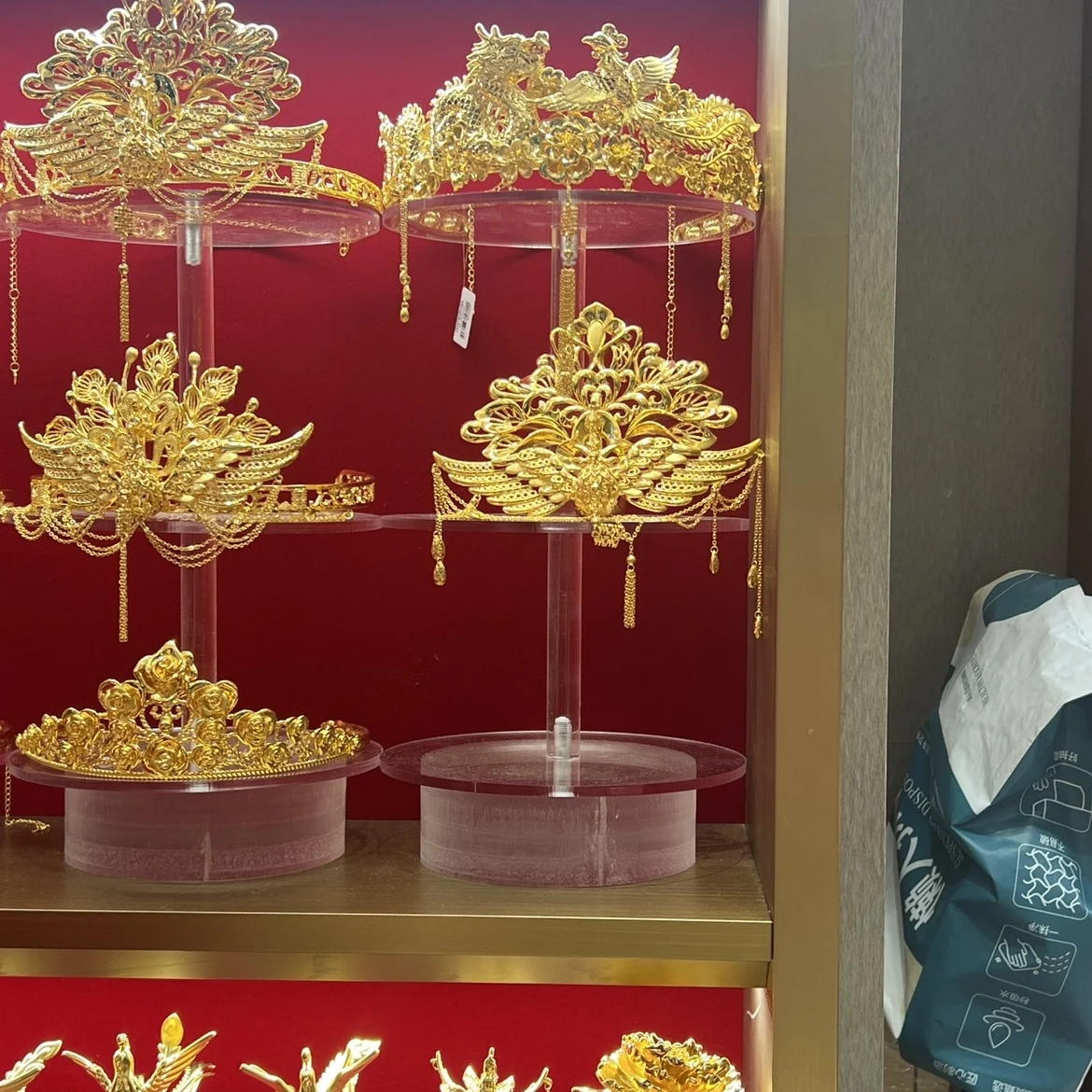 Acrylic Crown Xiuhe Display Stand Necklace Bracelet Jewelry Display Figure Model Storage Cake Ladder