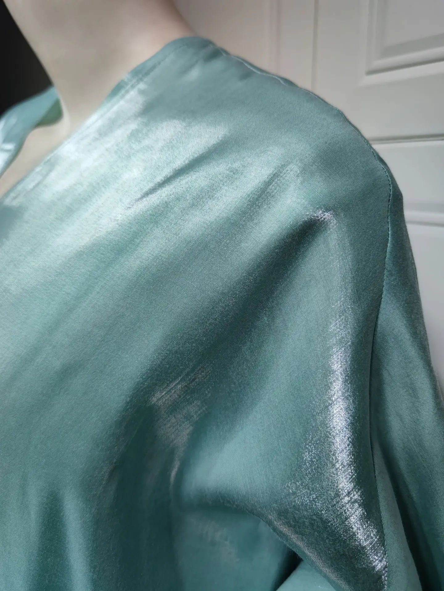 أزياء إسلامية لامعة من الساتان والحرير بأكمام تشبه جناح الخفّاش عباية مفتوحة صلبة كبيرة الحجم عربية دبي قفطان مغربي كوربان عيد الأضحى رداء #1