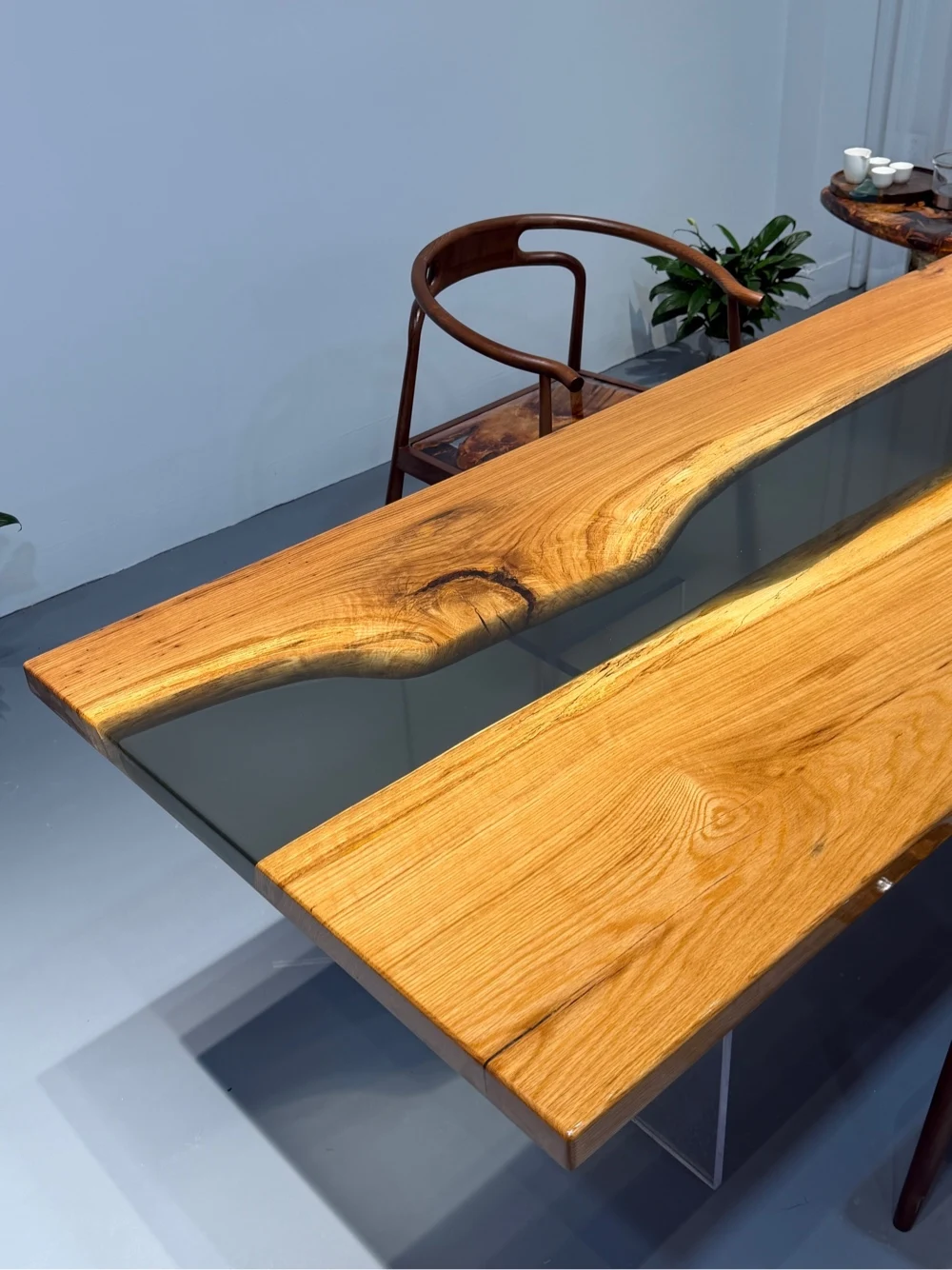 Premium Solid Wood Table Top for Dining & Office High-Quality French Oak & Black Transparent Epoxy Resin Slab