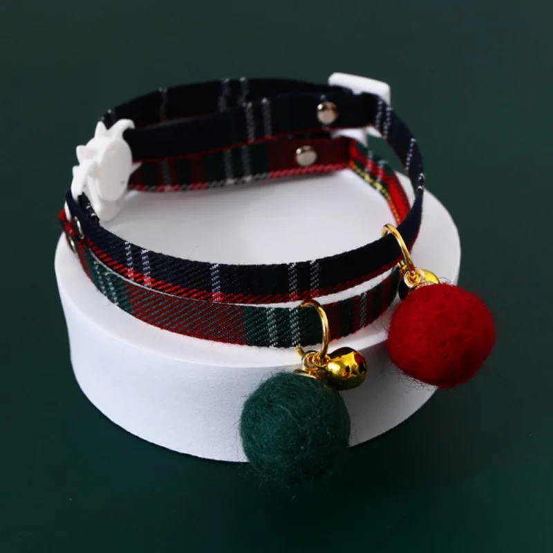 Pet Cat Collar Cute Plaid Christmas Red Green Adjustable Dog Collar Puppy Kitten Neck Strap with Pendant  For Cat Pets Necklace