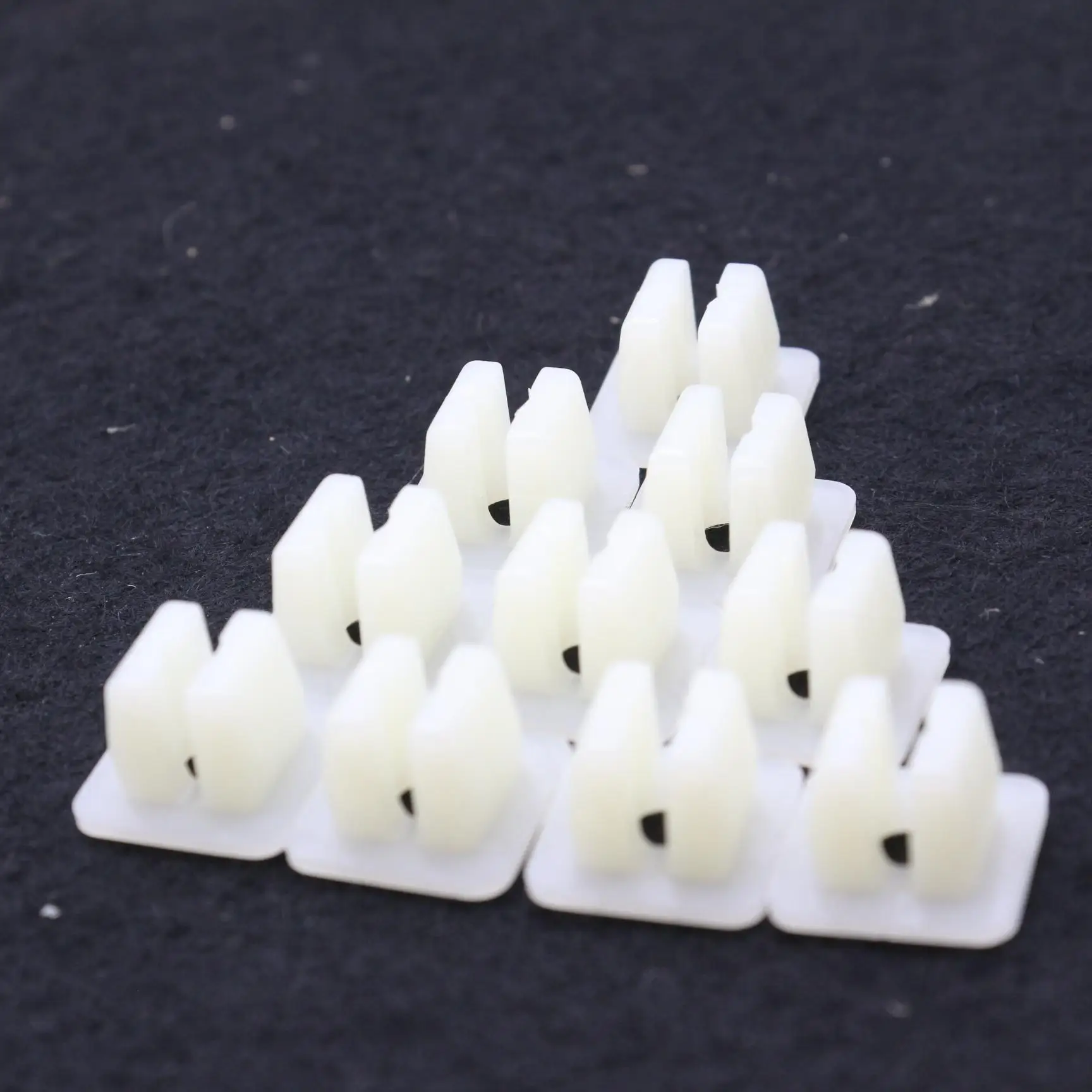 

10 Pcs Panel Screw Grommet Fastener Clips For Toyota FJ Cruiser RAV4 Previa Bumper Fender Splash Shield – 9018905067 White Nylon
