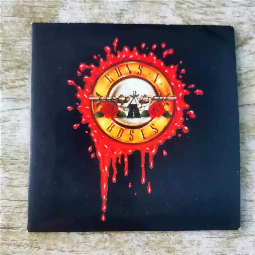 

CD Guns N' Roses It's A Short, Праздничная промо-в щеке (не стандартная музыка EP)