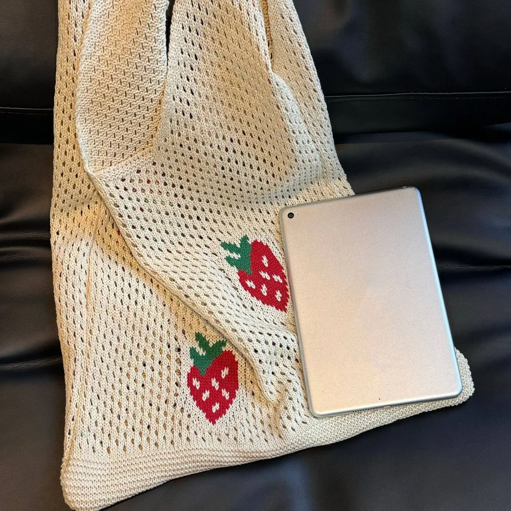 Printed Strawberry Crochet Shoulder Bag Large Capacity Handbag Knitted Crochet Bag Commute Underarm Bag Knitting Tote Bag Girls