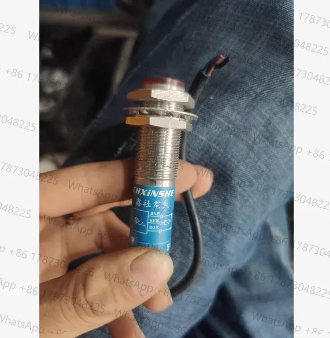 1PC SYM18J-4SN1/4SP1 M18 Laser Sensor  Feedback Reflex Photoelectric Switch Sn-4m 200mA 10-30VDC  Visible Light
