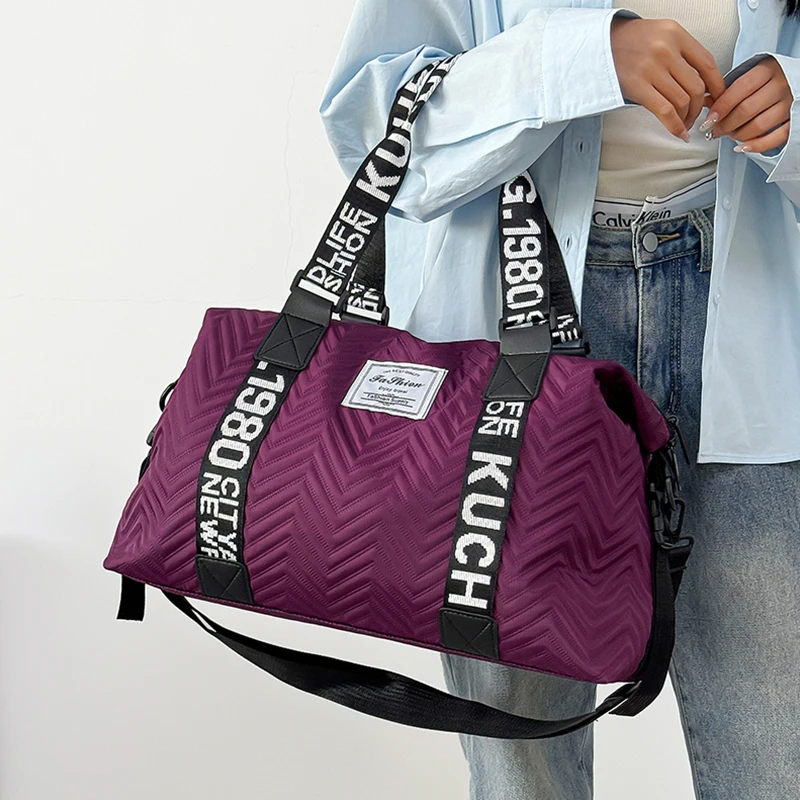 

Neutral style backpack for men and women, made of nylon material, suitable for long-distance travel and as a student luggage bag
