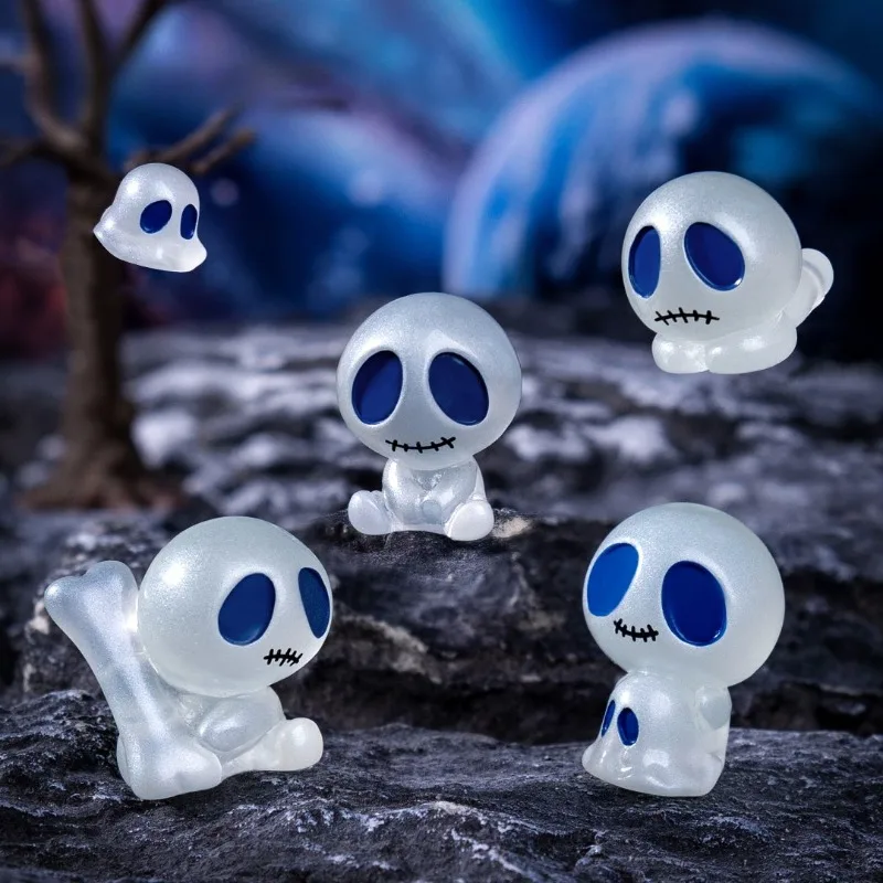 Mini Halloween Kryształowy Duch Powidoki Obcy Świecący w Ciemności Figurka z Żywicy Kawaii Model DIY Akcesorium Dekoracja Kolekcjonerska Zabawka dla Dzieci
