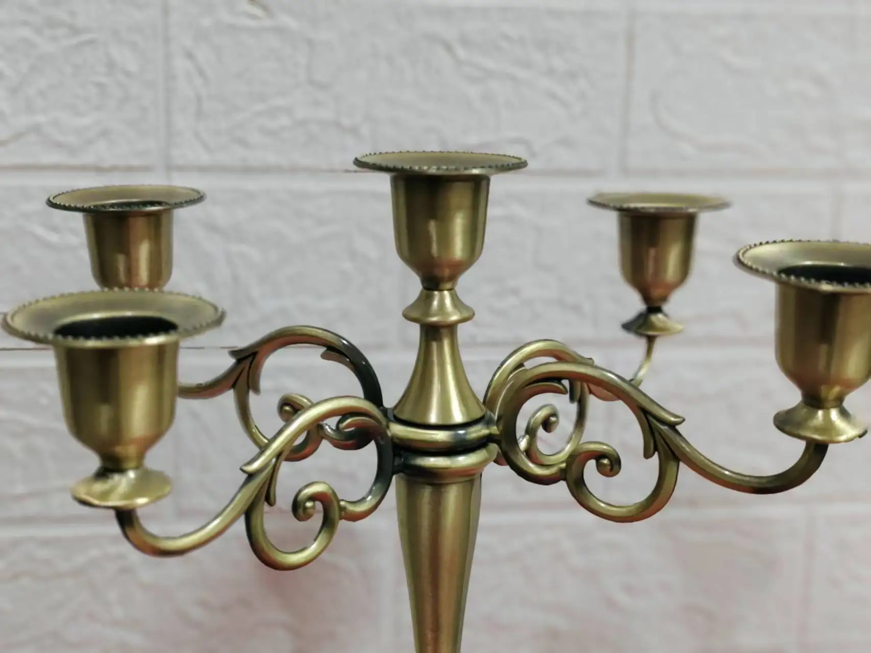 Hot Metal Silver/Gold/Bronze/Black 5-Arms Metal Pillar Candle Holders Candlestick Wedding Decoration Stand Home Decor Candelabra