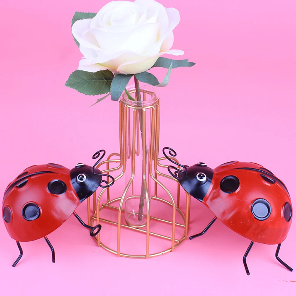 

4pcs Wall Decorations Iron Ladybug Ornament Garden Yard Decoration Outdoor Lawn Simulated Adornment Backyard Pond Pool Gift Set