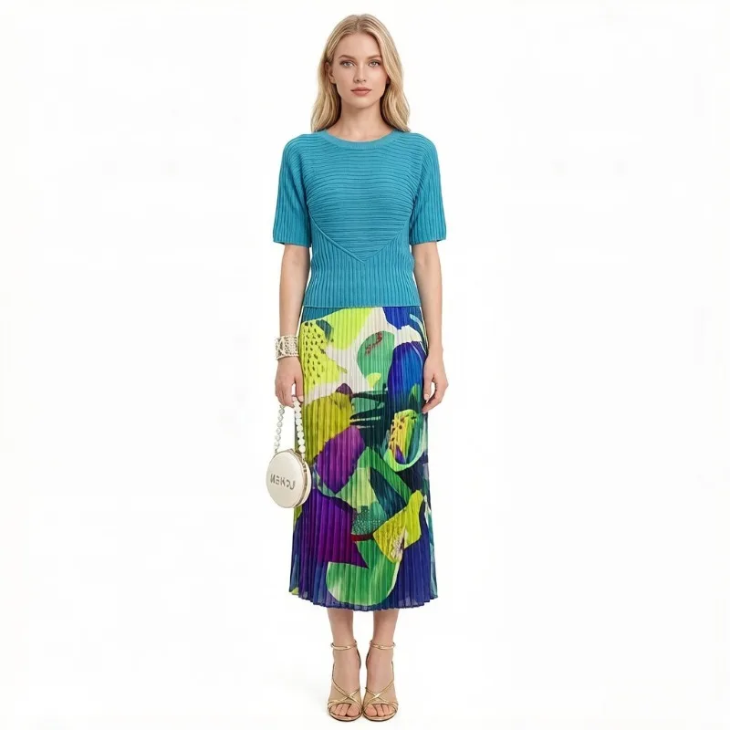 

Комплект Miyake Pleated 2026: Новая Элитная Однотонная Асимметричная Приталенная Женская Блузка и Прямая Юбка Миди с Принтом