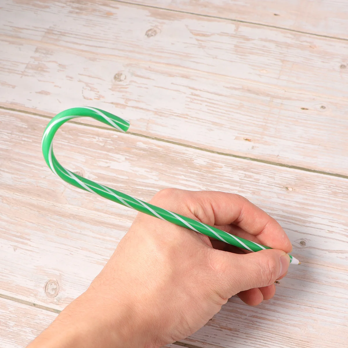 

18 шт., рождественские шариковые ручки, пластиковый мультяшный дизайн, гладкий подарок для письма для студентов, классов, учителей, школьных праздников