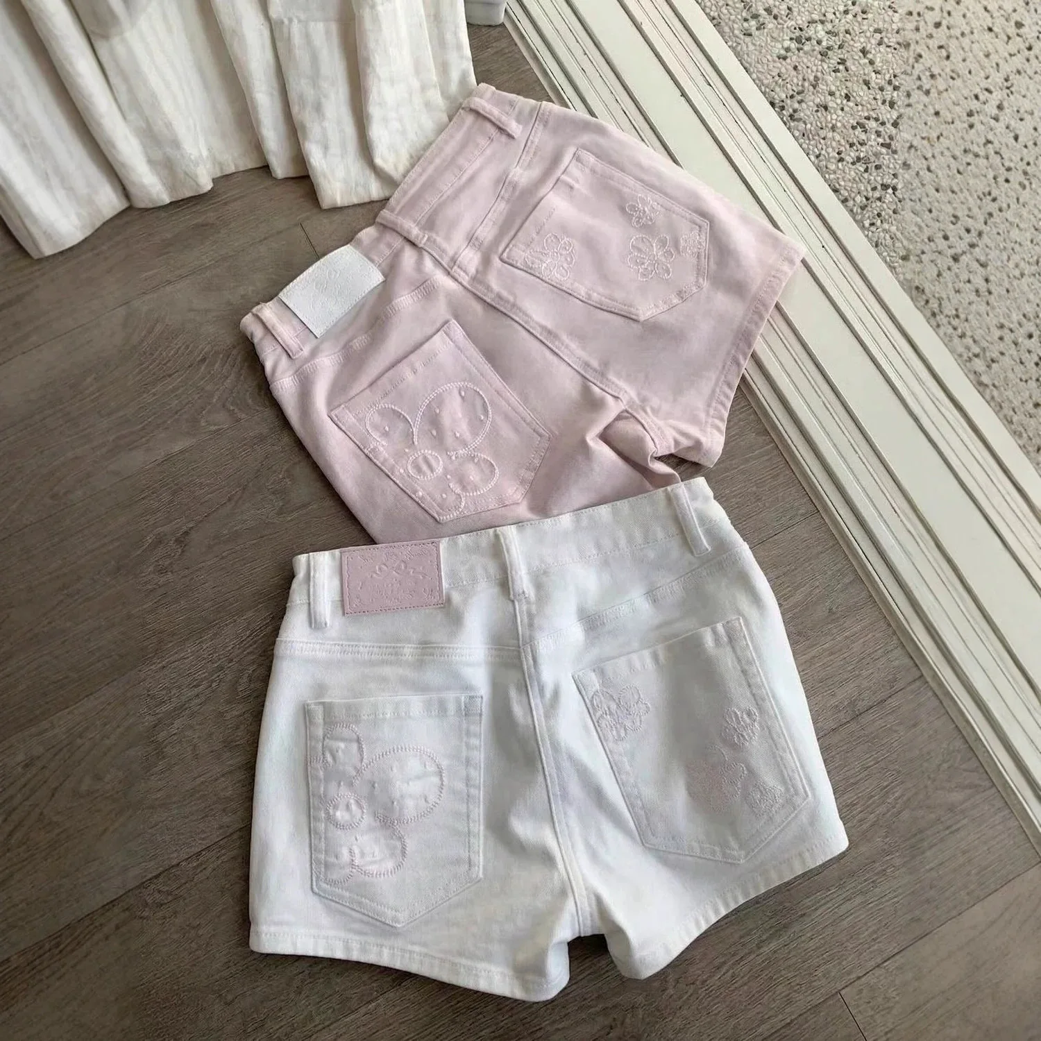 Y2k Denim Luxury Elegant Woman Shorts High Waist Embroidered Floral Jean Shorts Slim Fit Summer Casual Streetwear