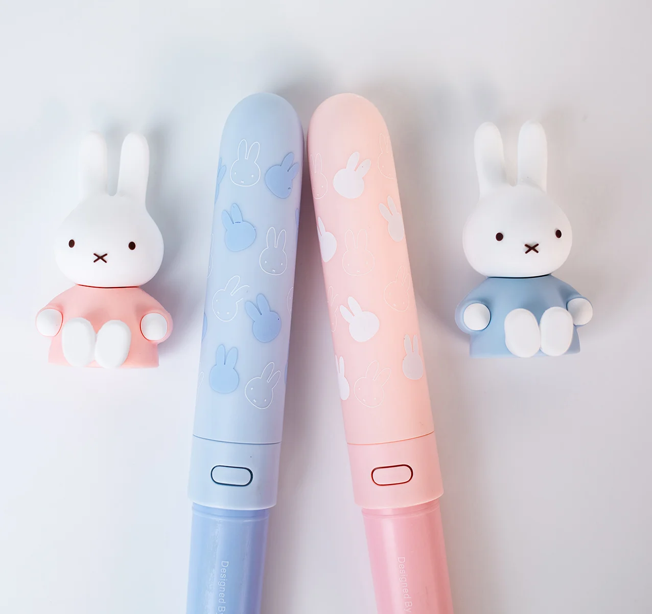 MIPOW&miffy Cap-Handle Design Toothbrush