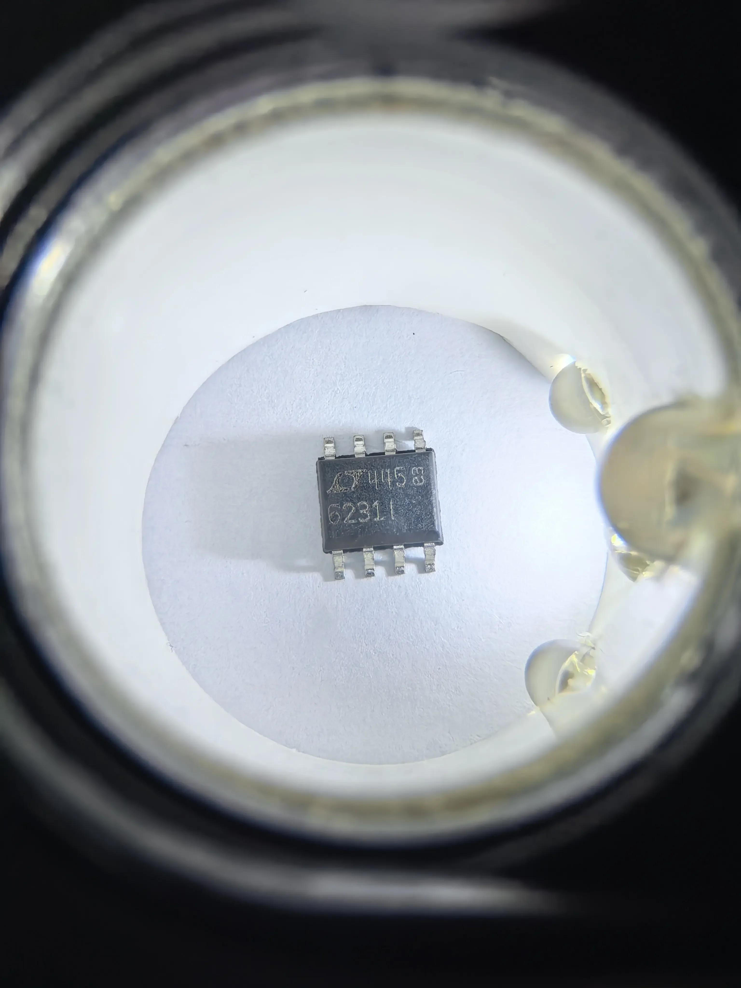LT6231CS8 LT6231CDD LT6231IDD LT6231 LT6231IS8 LAEU - 215MHz, Rail-to-Rail Output, 1.1nV/rtHz, 3.5mA Op Amp Family