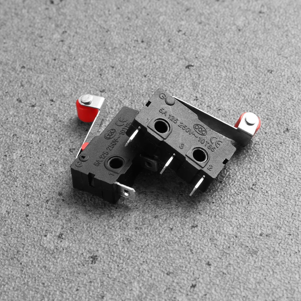 

10Pcs 250V 5a Spdt 1no 1nc Roller Lever Micro Switch 3-Pin Terminals Durable Easy to Install Micro Lever Roller