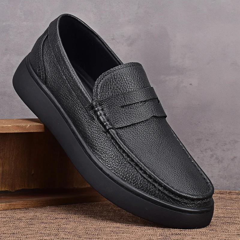 

Новые мужские кожаные слипоны 2026 года: удобные, с мягкой подошвой из овчины, дышащие, модные, с круглым носком, для бизнеса и повседневной носки