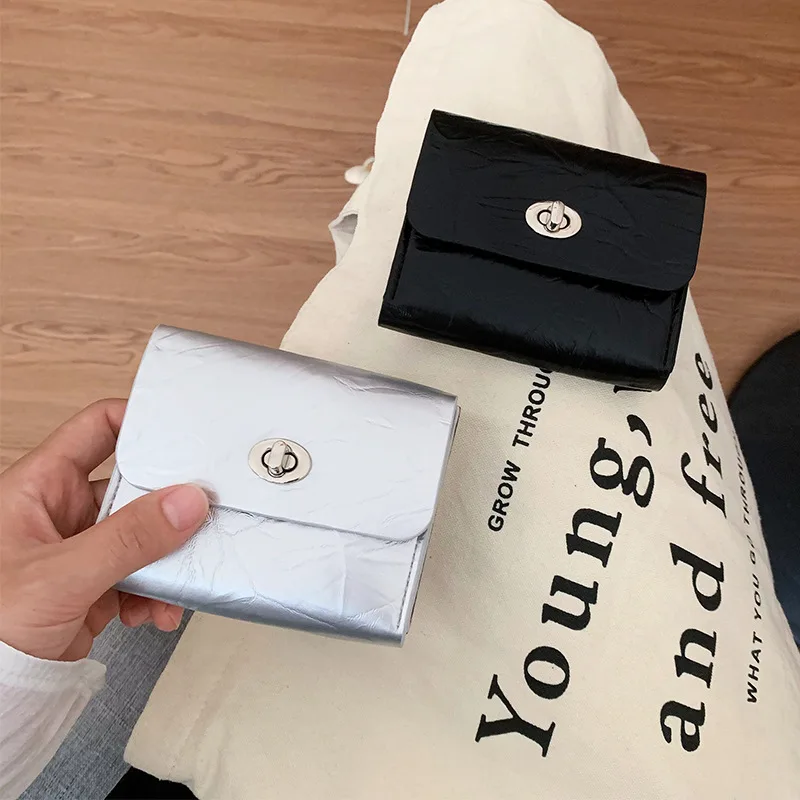 

Новый женский кошелек для женщин, короткий простой студенческий кошелек с несколькими картами, винтажная женская сумка для карт большой емкости, кошелек для монет для девочек C322