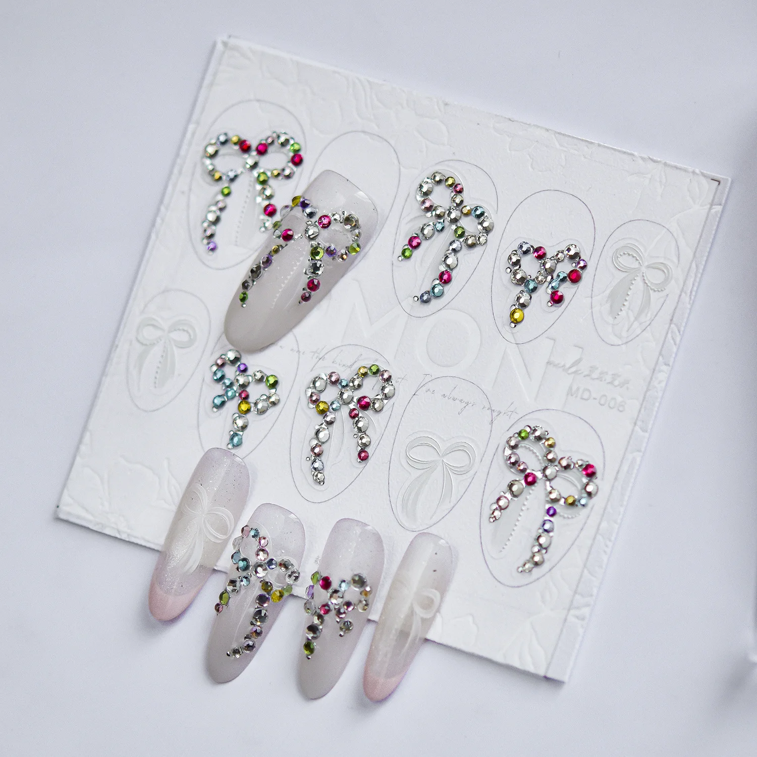 새로운 네일 다이아몬드 쥬얼리 럭셔리 다이아몬드 장식 가장자리 아크형 풀 다이아몬드 라이트 스타 크로스 네일 데코레이션 스티커 DIY