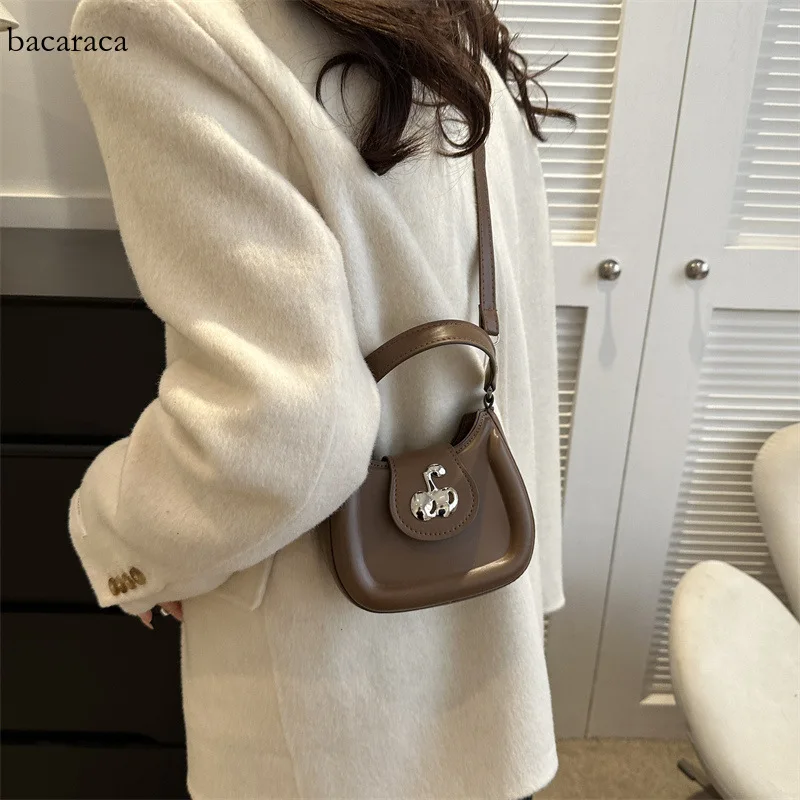 Winter Personalized Crossbody Casual New Moon Bag Fashion Classics Chain Simple Shoulder Women's Bags for Women