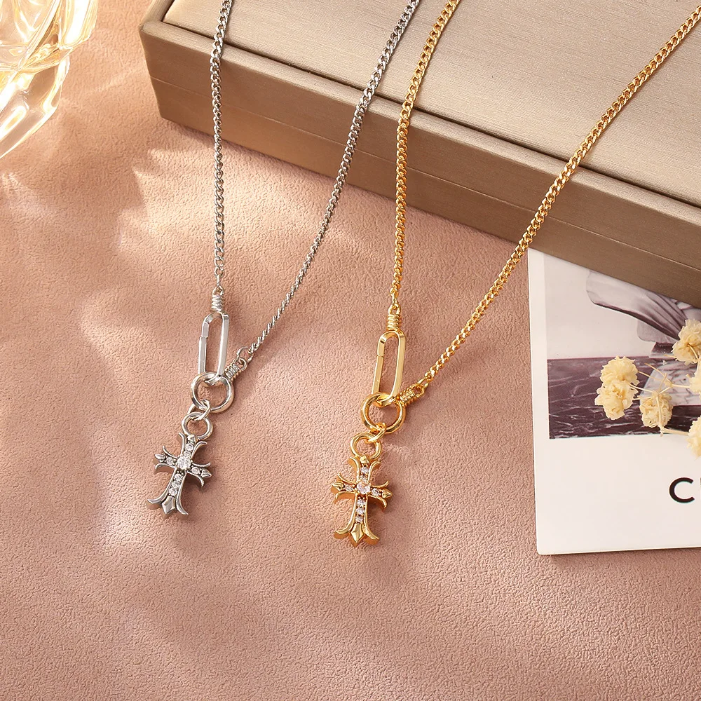 

Fashionable light luxury sparkling diamond personality retro cross pendant necklace niche design high-end clavicle chain
