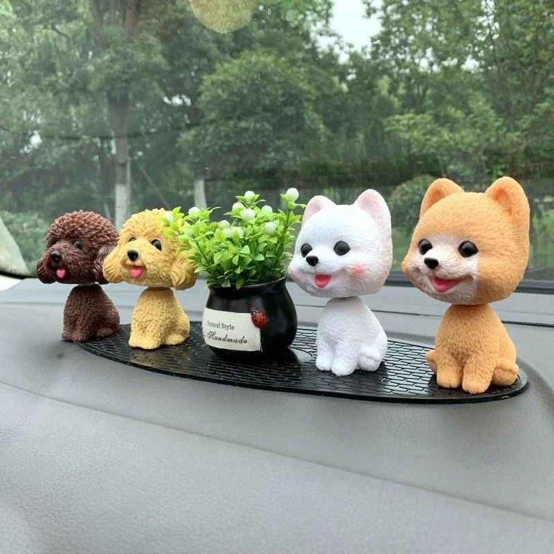 

Cute Shaking Dog Car Ornament, Cartoon Swing Puppy , High-End Simulated Dog Figurine, Universal Auto Interior