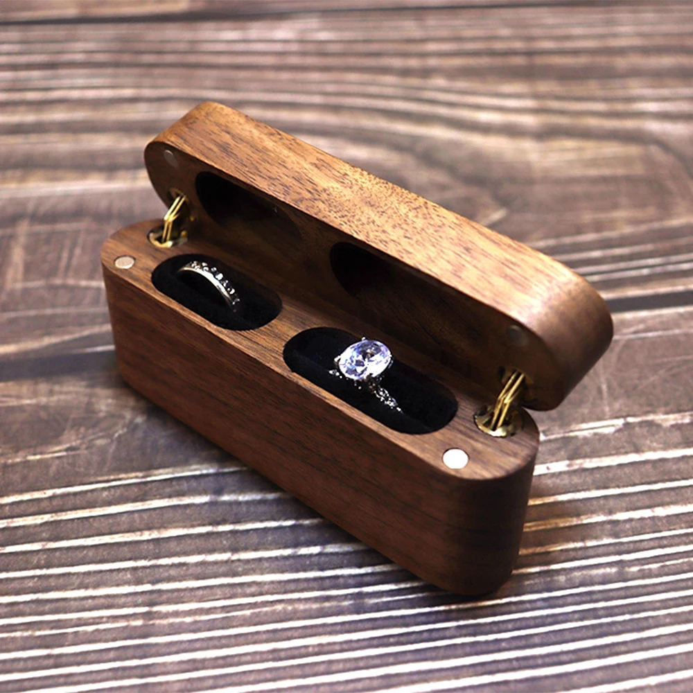 Engagement Ring Double Slot Strip Solid Wood Box Retro Brass Double Hinge Pairing Box Jewelry Store Wedding Band Display Tool