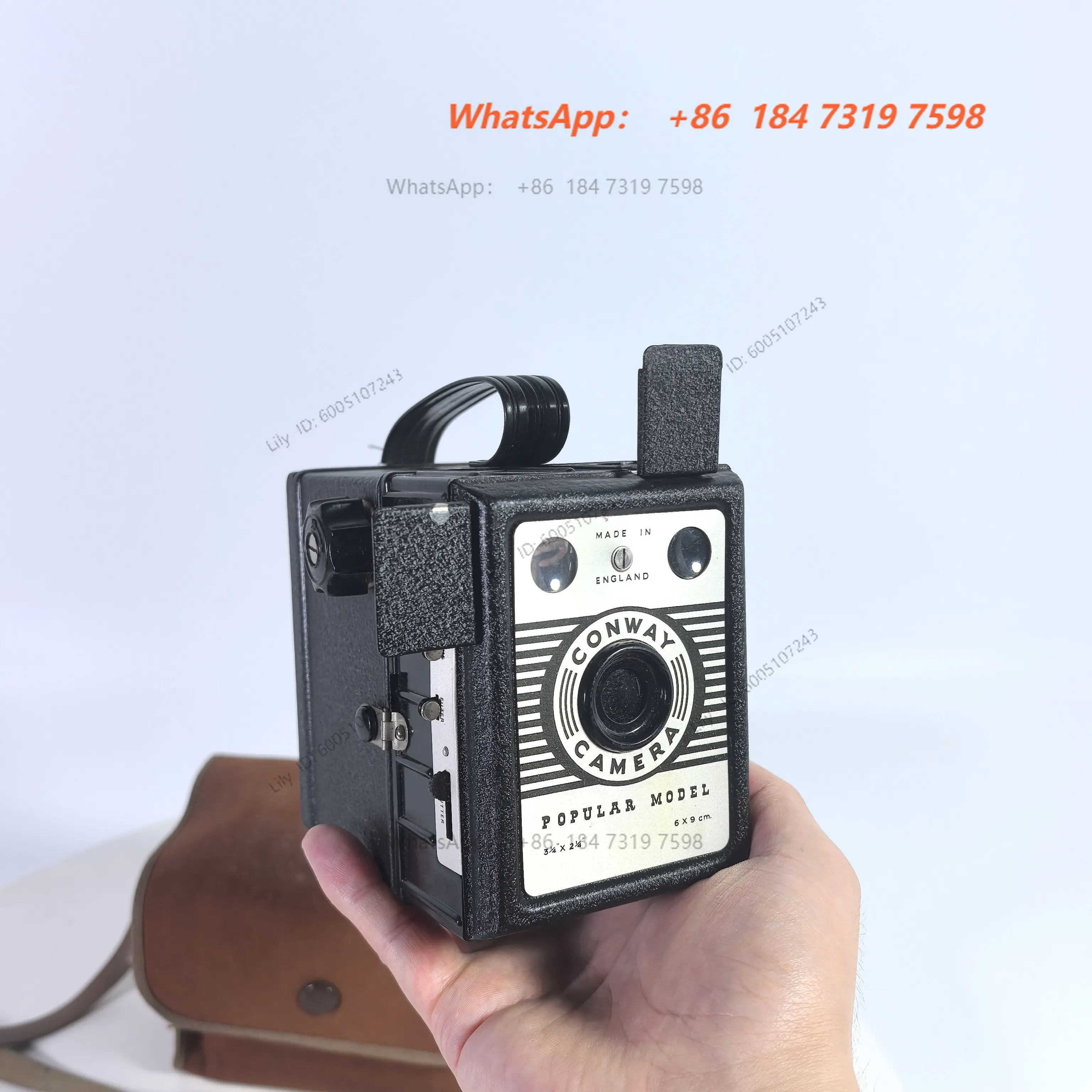 1940 Conway Popular Model Pseudo Dual Reflex Film Old Camera Medium frame size Window ornament