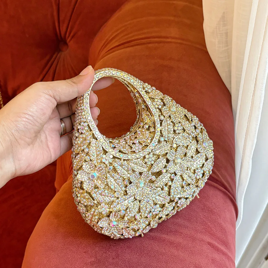 New heavy industry metal diamond-encrusted dinner bag medieval hollow hard box diamond bag banquet dress bag