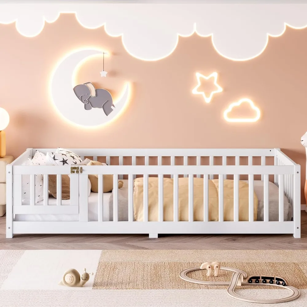 سرير أرضي للأطفال بحجم مزدوج مع باب وسياج، سرير أرضية مونتيسوري مع شرائح ودرابزين أمان، إطار سرير مزدوج من الخشب الصلب