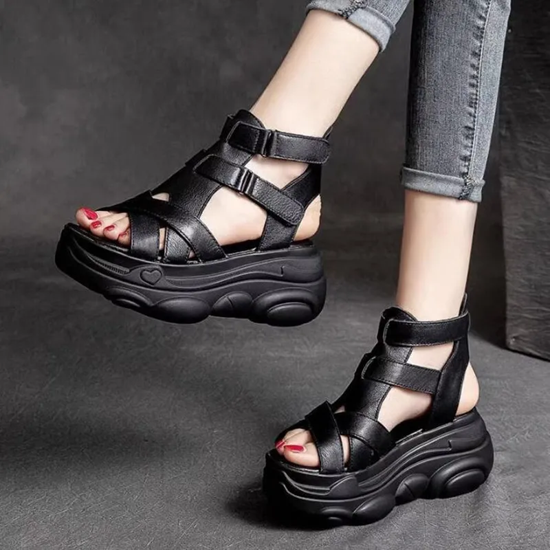 Nieuwe Zomer Mode Schoenen Vrouwen Sandalen Retro Echt Leer Vrouwen Sleehakken Platform Sandalen Peep Toe Hoge Hak Sandalen Zwart 2024