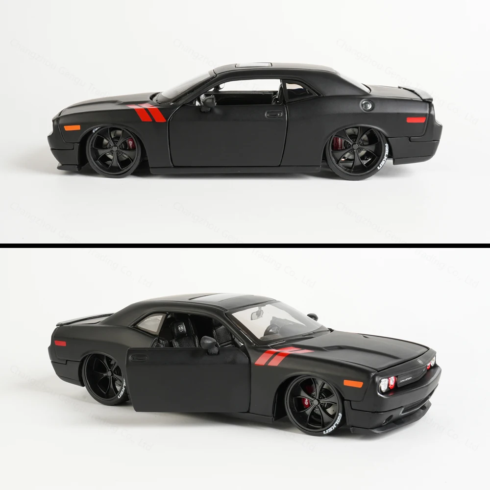 Maisto 1:24 2008 Dodge Challenger coche deportivo vehículos estáticos fundidos a presión juguetes de modelos coleccionables