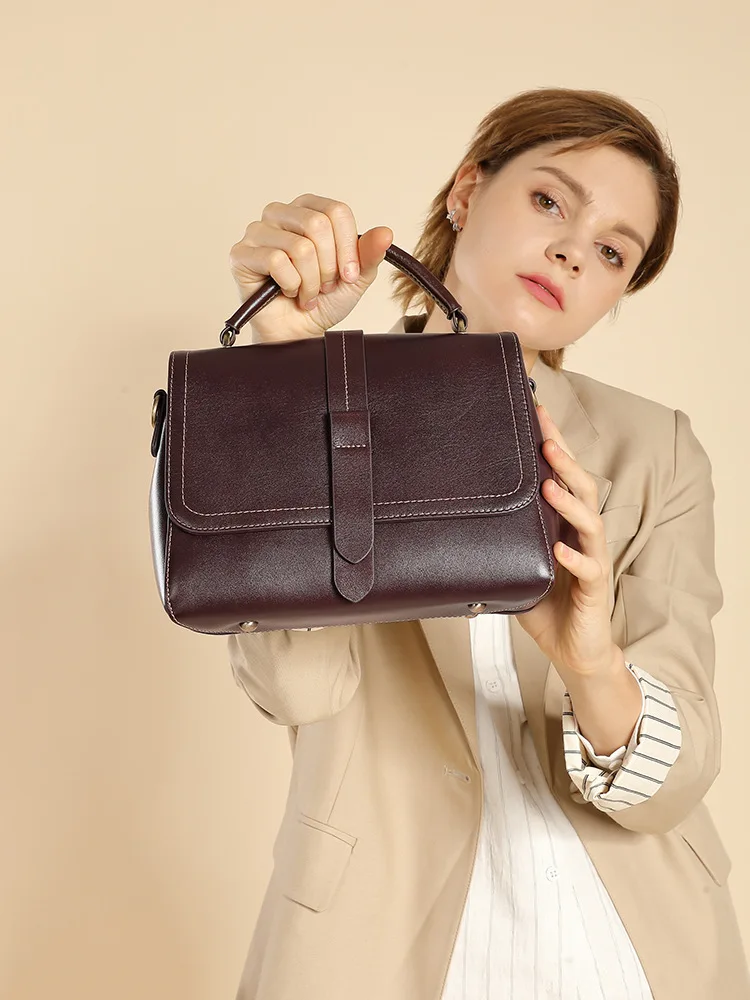 First layer cowhide Genuine Leather winter new fashionable handbag single shoulder crossbody women's bag large capacity