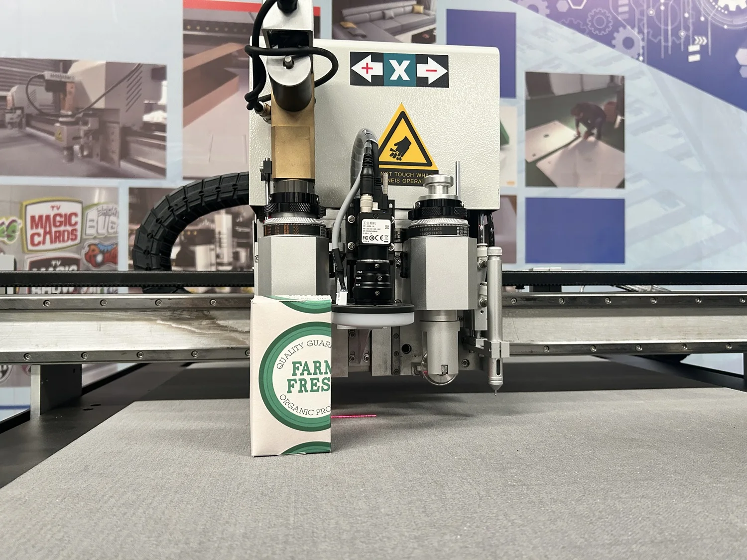 Christmas Gift Box Making Machine Digital Flatbed Cutter Plotter A4 Paper Cutting and Packing Machine