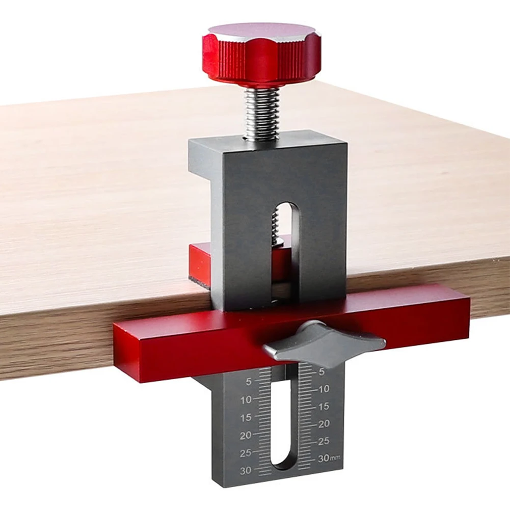 

Cleverly Designed Adjustable Mounting Tool for Cabinet Doors to Enhance Stability and Minimize Installation Errors