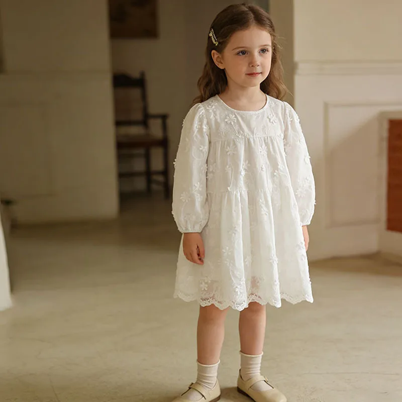 

Новое белое кружевное платье принцессы для девочек, детское праздничное платье с длинными рукавами и вышивкой, платье с цветочным узором для девочек, весенне-осеннее платье для малышей