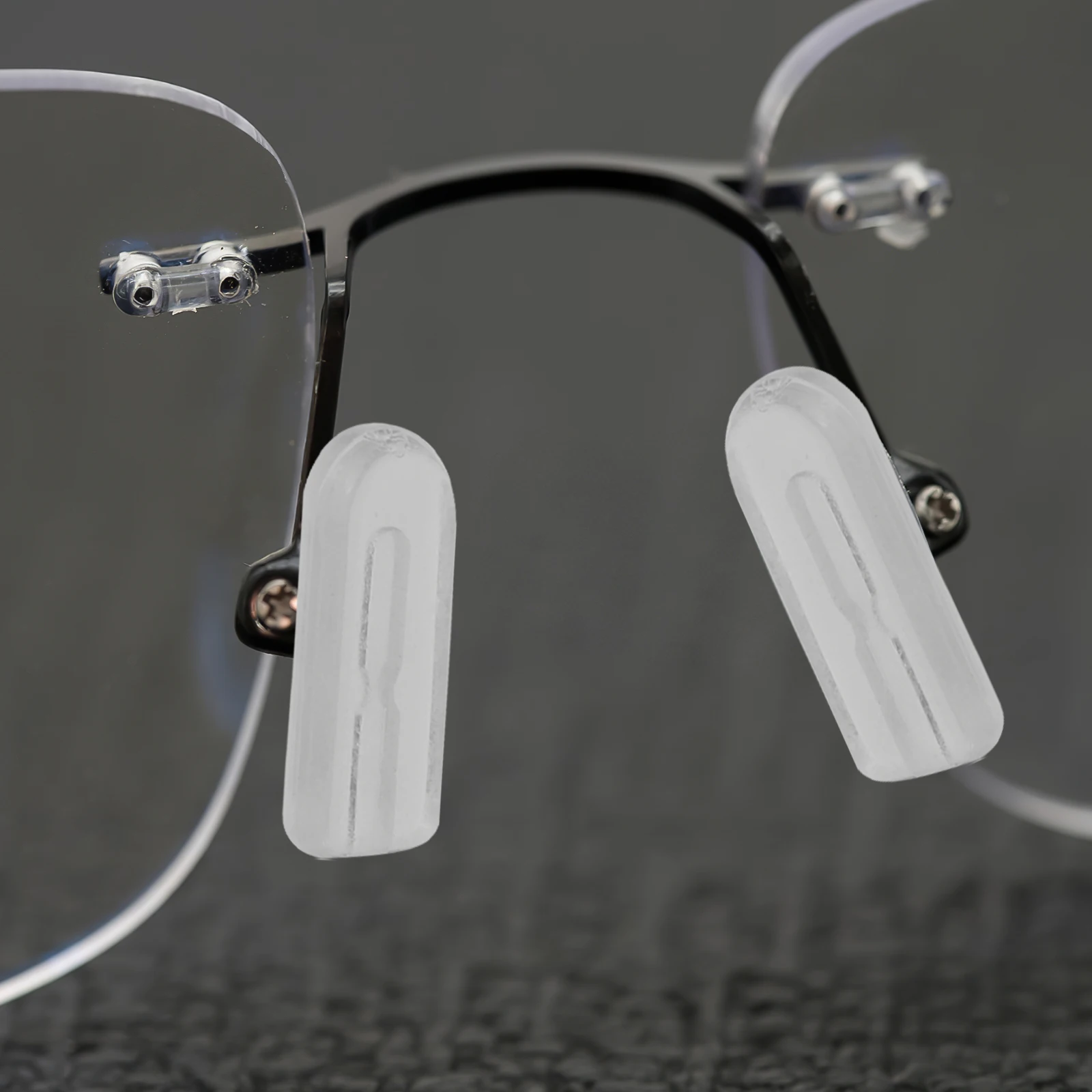 

20Pairs Soft Silicone Nose Pads Non-Slip Sweat-Resistant Cushion Inserts for Eyeglasses Sunglasses Repair Parts