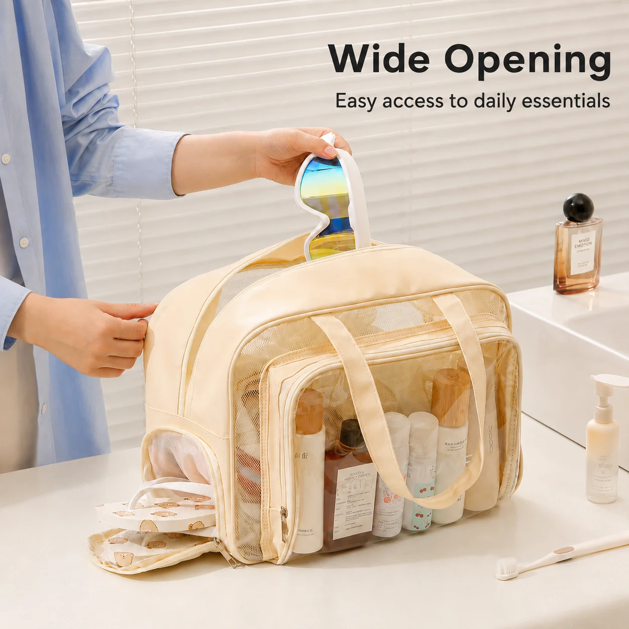 Large Capacity Swim Bag Wet Dry Separation Beach Bag Gym Toiletry Bag with Shoe Compartment Transparent Travel Storage Organizer