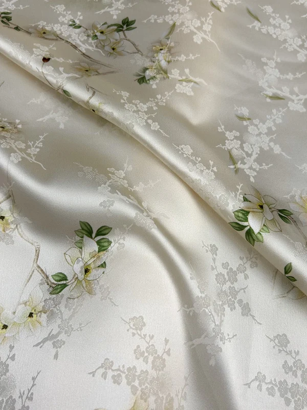 

Elastic Silk Satin Fabric with Embroidery Lightweight Silk Material for DIY Handcrafts And Professional Design