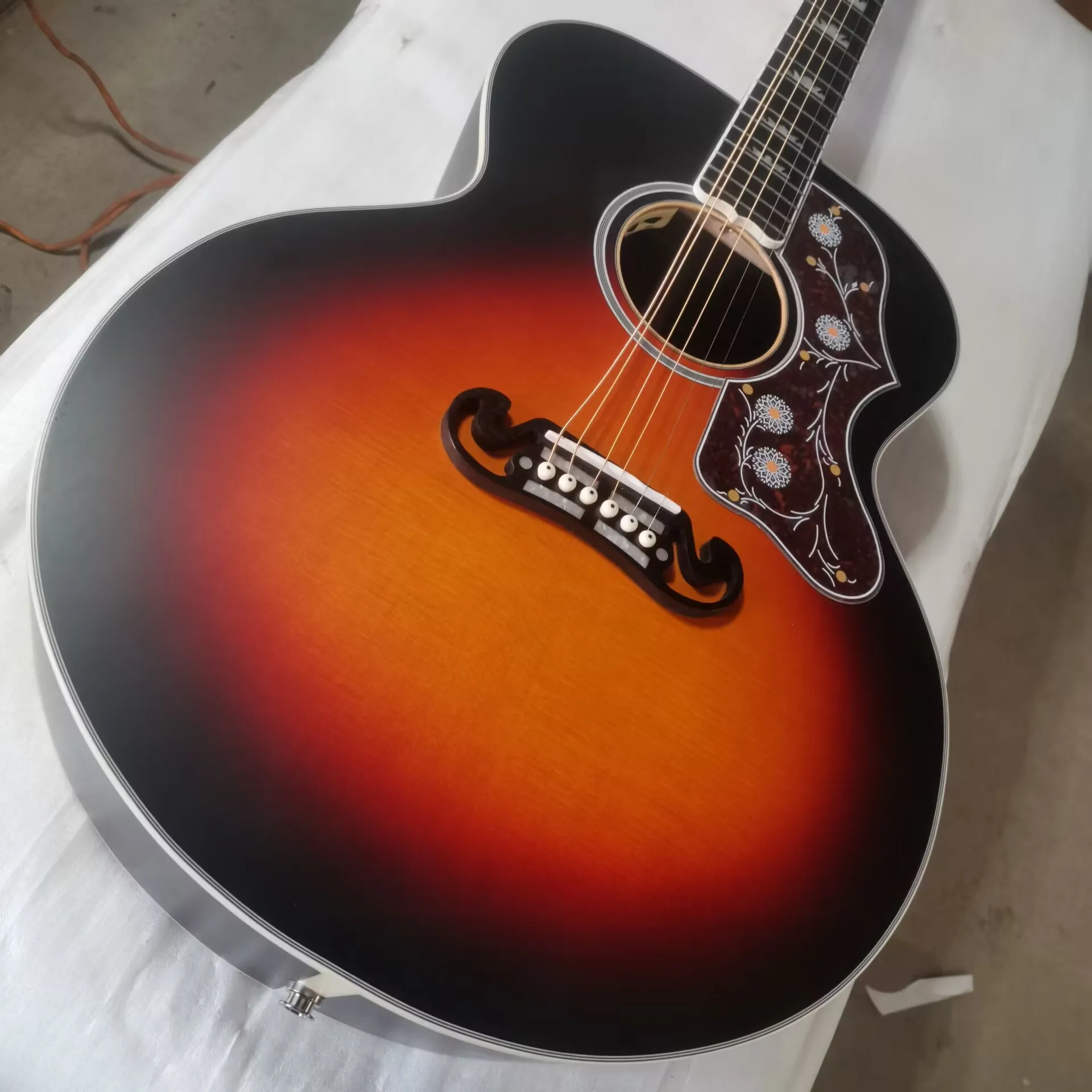 Jumbo oversized guitar handmade Custom Acoustic Electric Guitar, All Solid AAAAA wood pre war Guitar sunburst satin finish