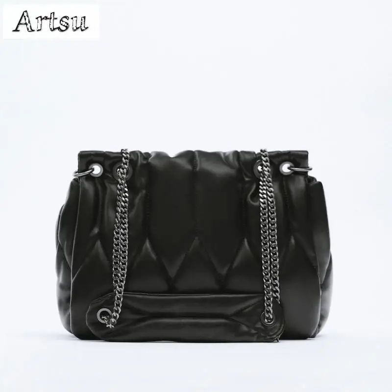 

New Fashion Small Square Bag Female Commuter Shoulder Bag Black High Capacity Advanced Chain Bags Leisure Outdoor Crossbody Bags