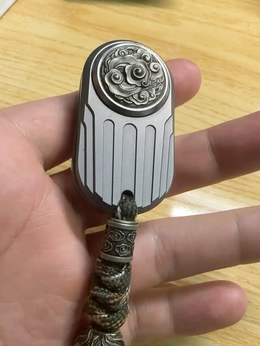 Used EDC Leyang Grip No K Push Card Edc Monkey King Patch, Titanium Main Body, with Traces, Default Battle Damage